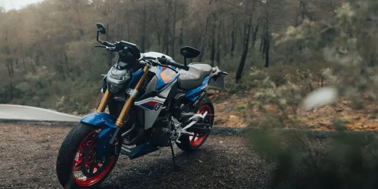 BMWF900R20250610_1-750x375